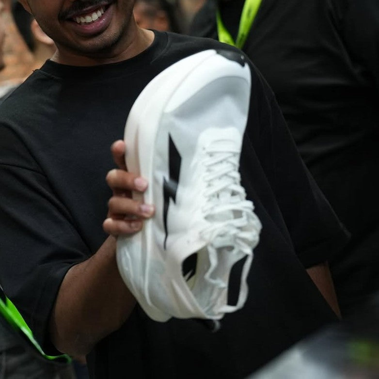 Eco-friendly Carbon Fiber Running Shoes