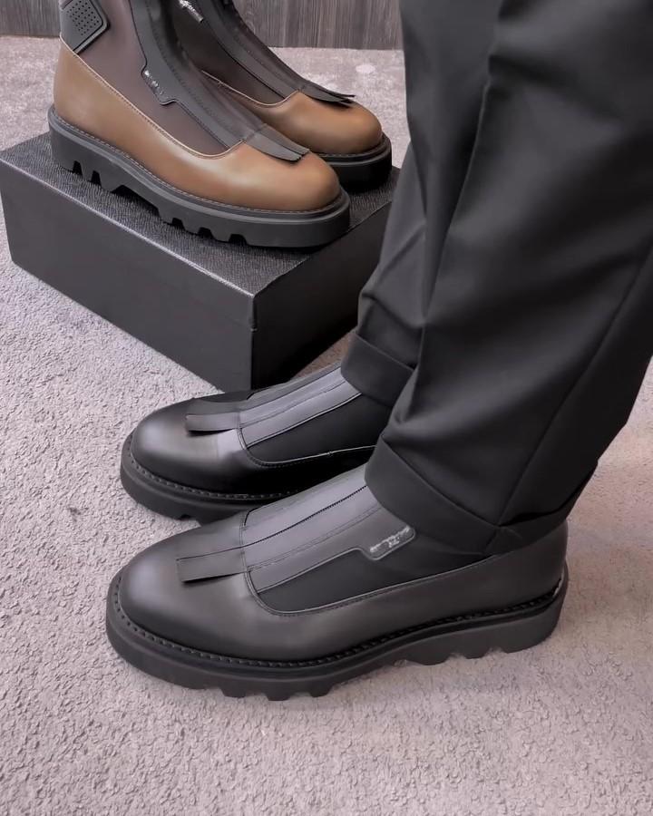 Men's Zippered Black Square Toe Ankle Boots