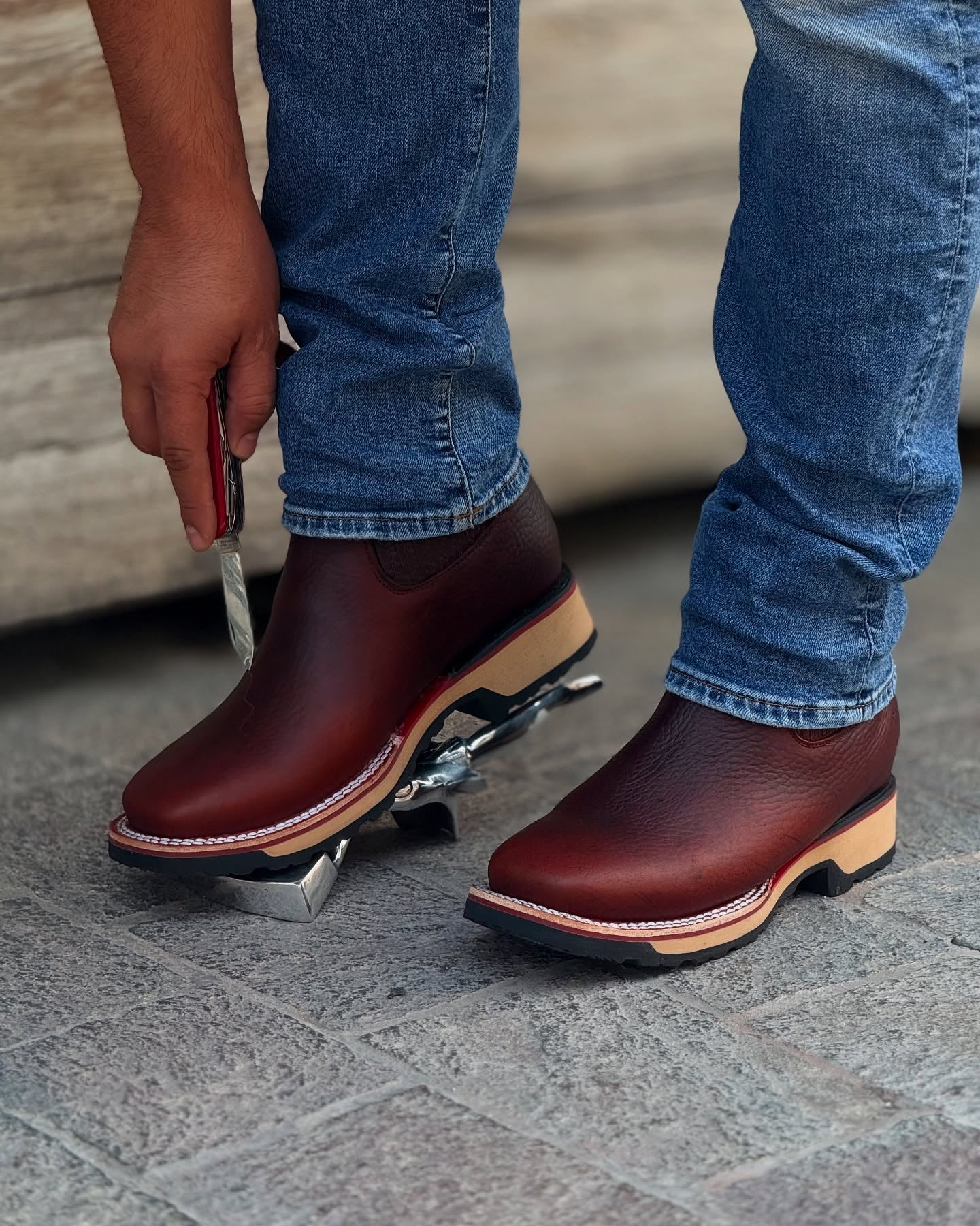 Scratch Resistant Cowhide Cowboy Boots
