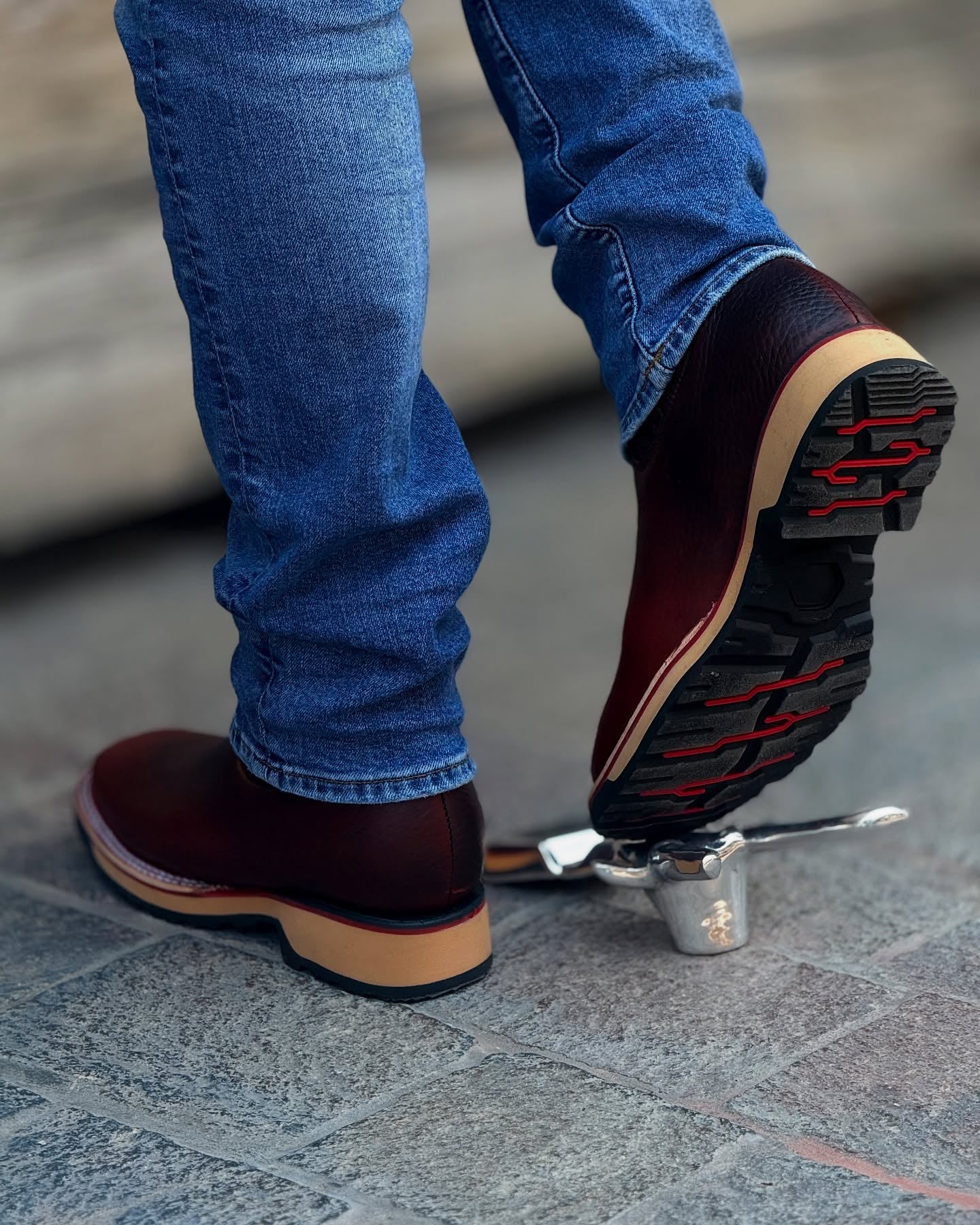 Scratch Resistant Cowhide Cowboy Boots
