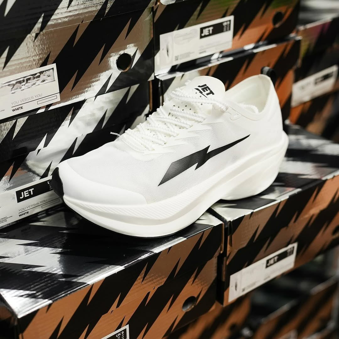 Eco-friendly Carbon Fiber Running Shoes