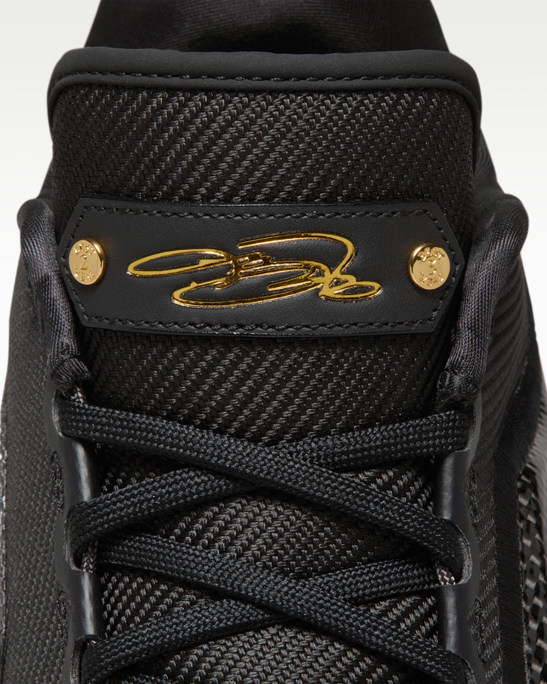 Leather and Mesh Basketball Shoes