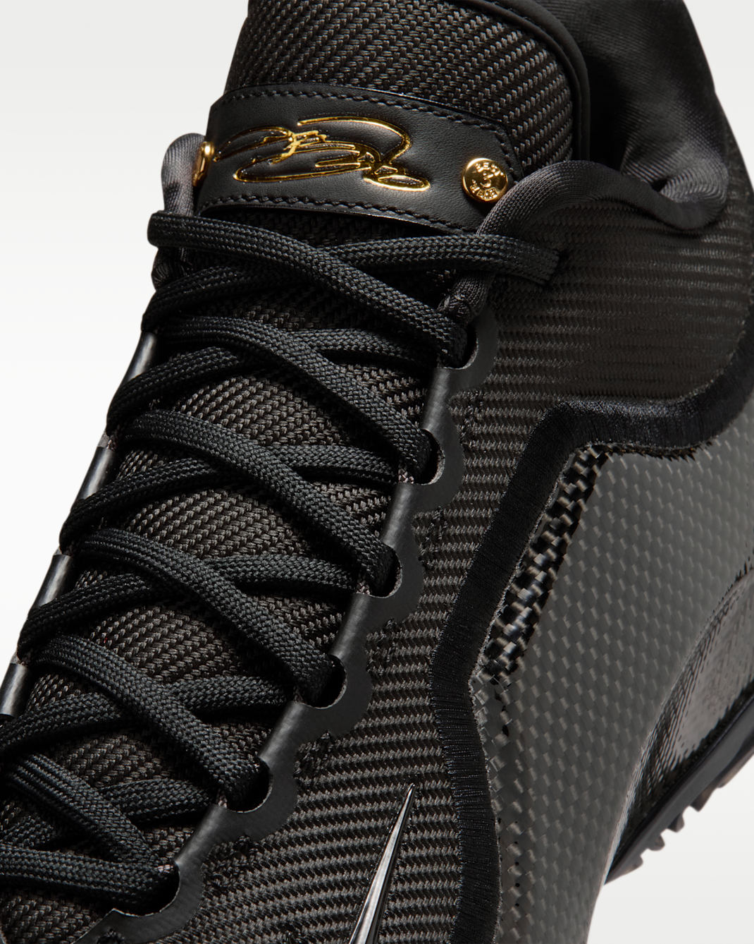 Leather and Mesh Basketball Shoes
