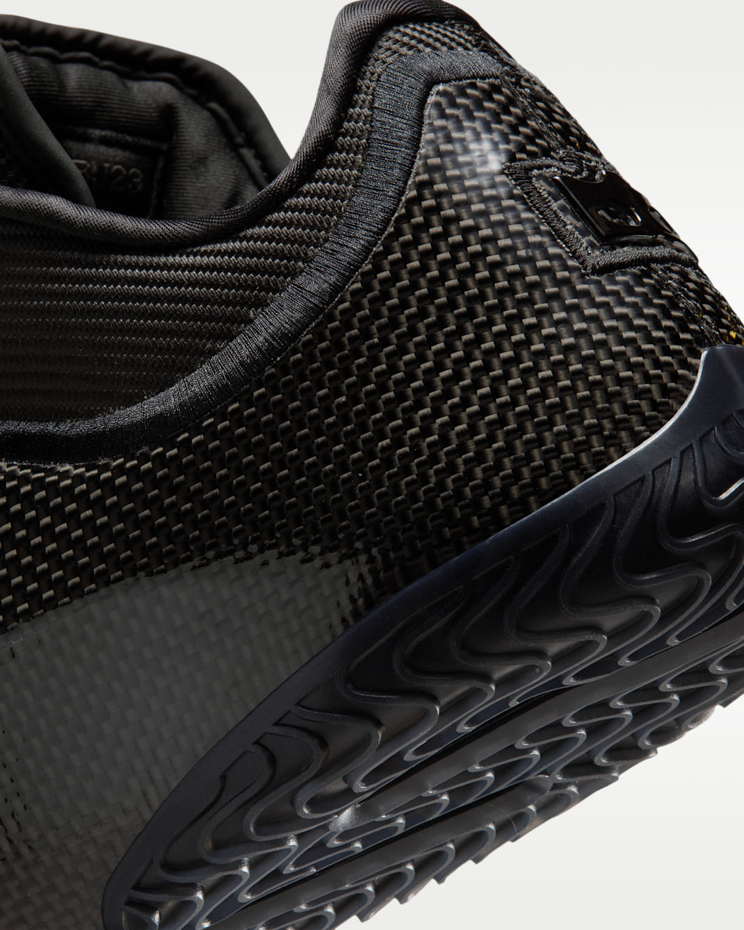 Leather and Mesh Basketball Shoes