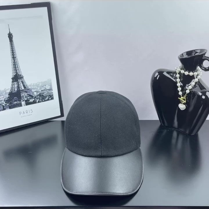 H Tess Kelly Plein Air Cap