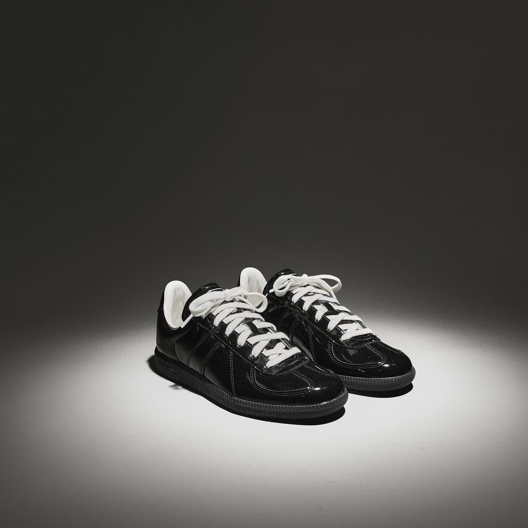 BW Army Black Shiny Patent Leather Glossy Trainer
