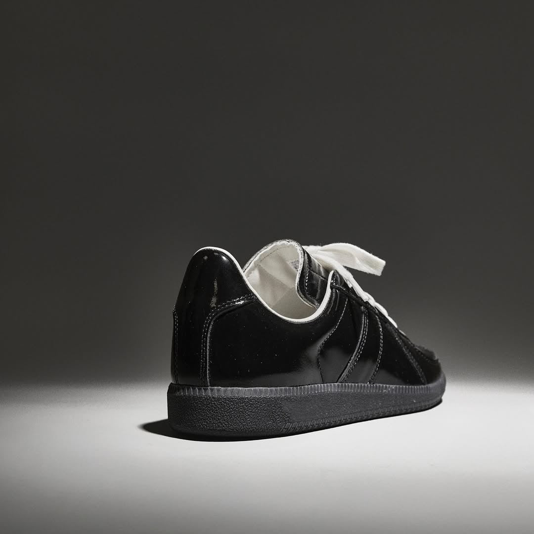 BW Army Black Shiny Patent Leather Glossy Trainer