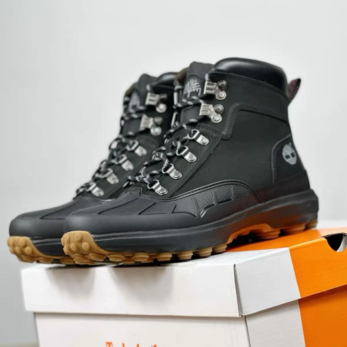 Men's Mid Lace-Up Waterproof Boots