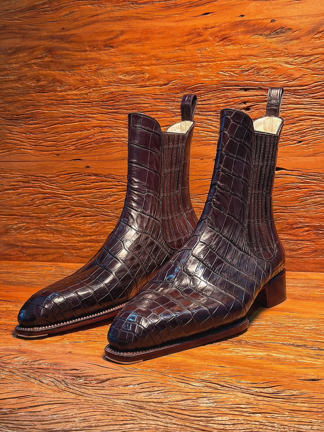 Men's Alligator Print Leather Chelsea Boots