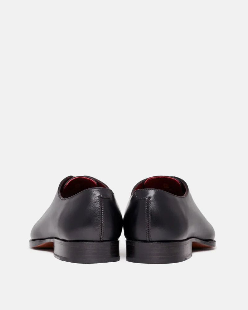 Essential Lukas Flora Black Lace-ups Dress Shoes