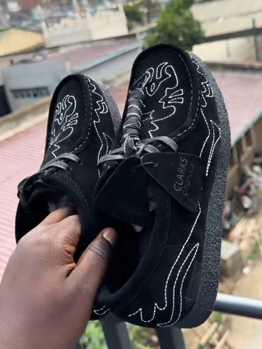 Supreme xClarks Originals Shoes