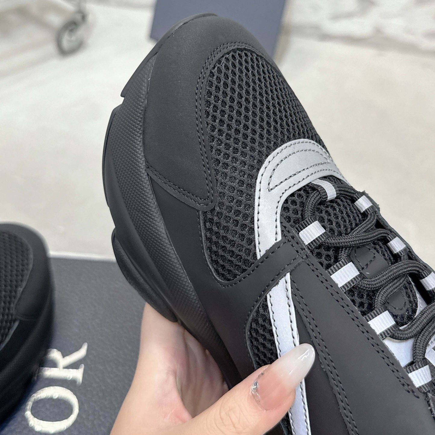 Light Black Sneakers with Shimmering Stripes