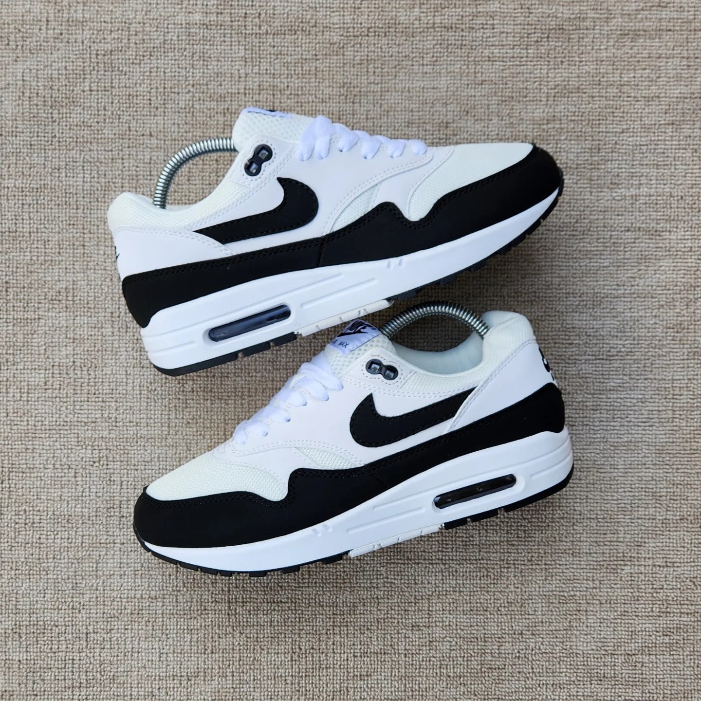 Air Max 1 sneakers