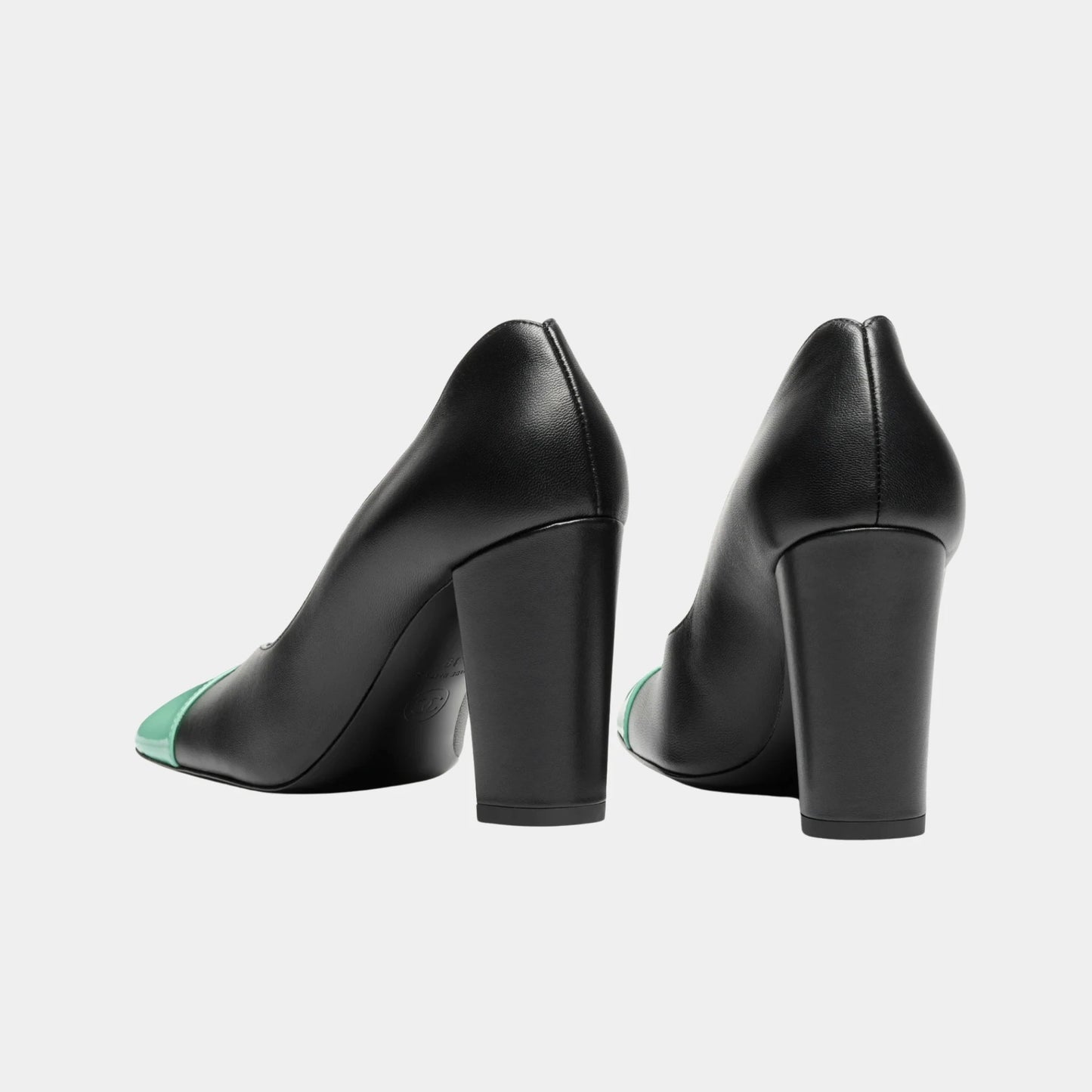 Pumps in Lambskin & Patent Calfskin
