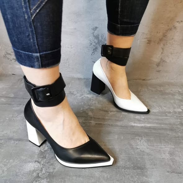 Black and White Chunky Heeled Leather Shoes