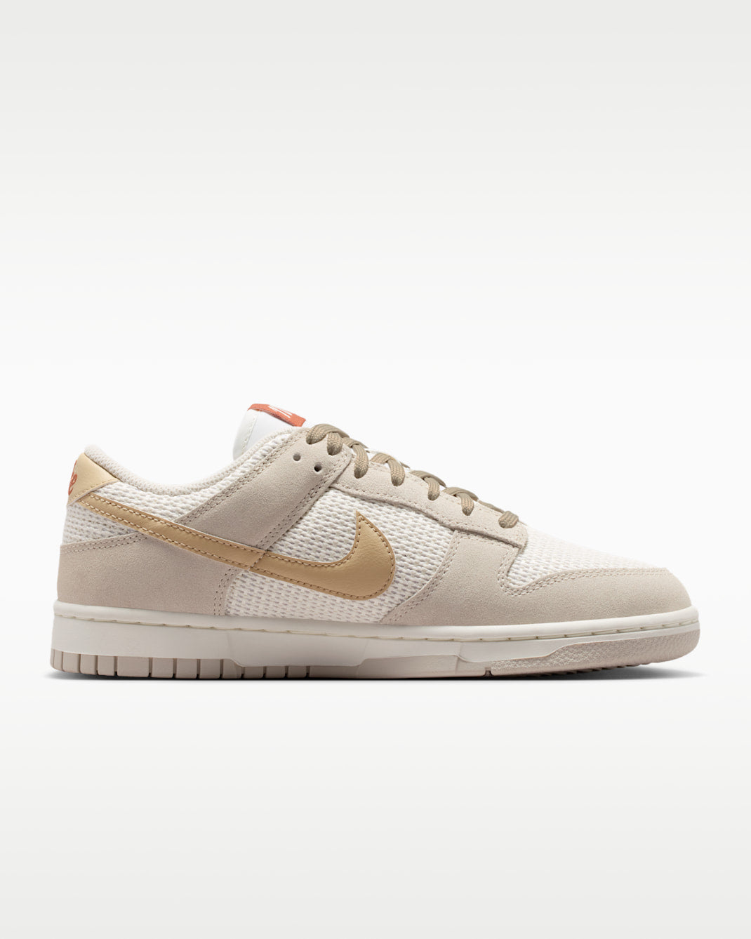 Dunk Low SE Women's Shoes