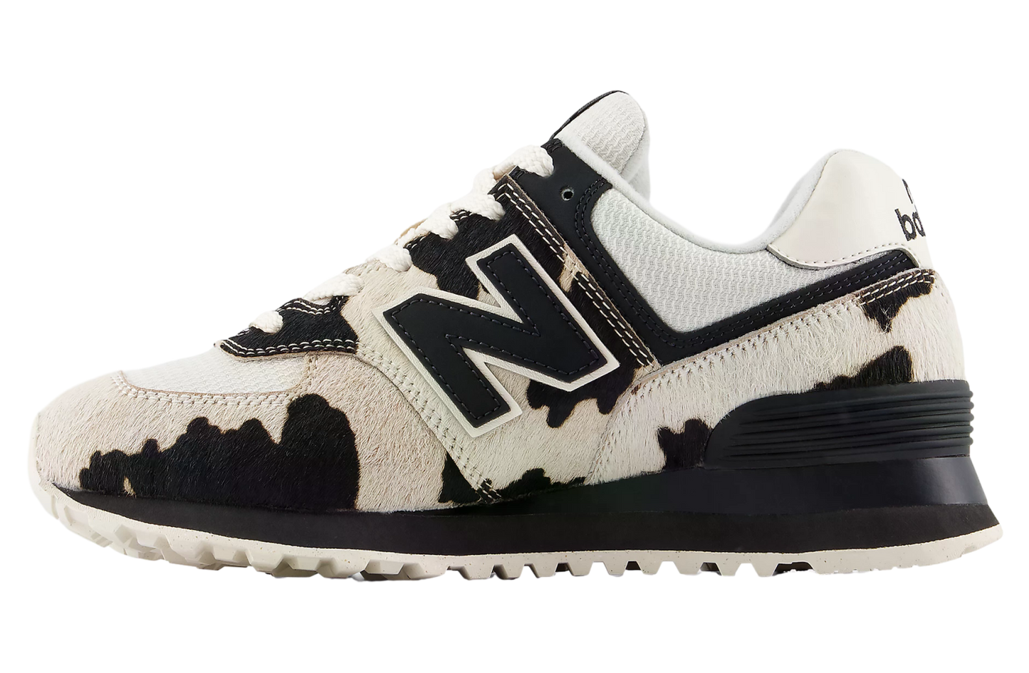 New B574 WMNS Black / Linen Classic Sneaker