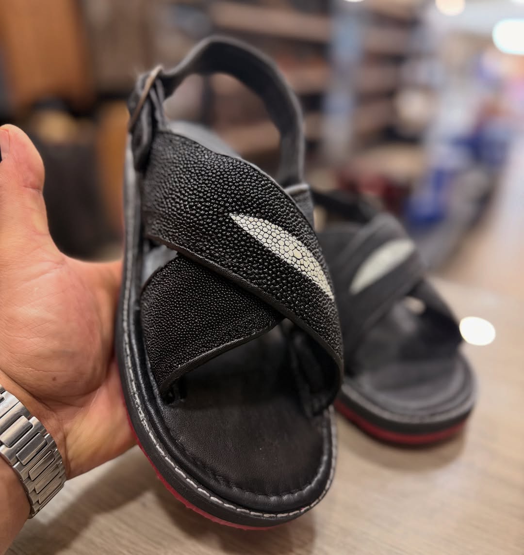 Stingray Diamanté leather sandals