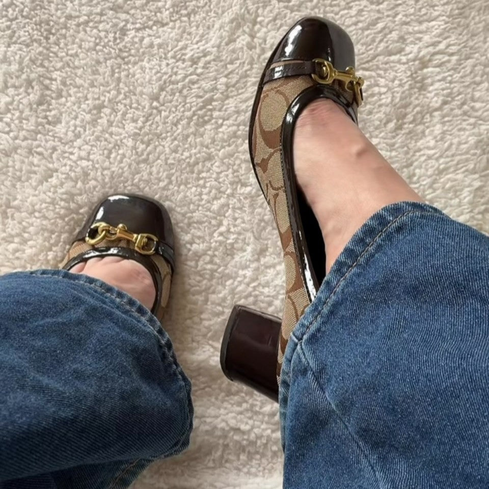 Women Closed toe gold heels signature C's
