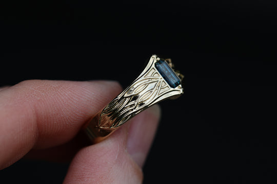 Feno Ring Set with Blue Diamonds