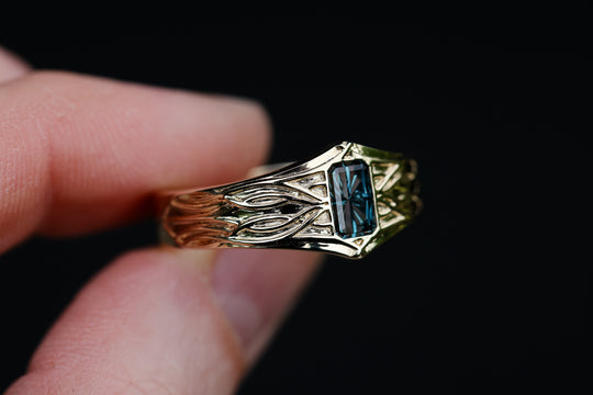 Feno Ring Set with Blue Diamonds