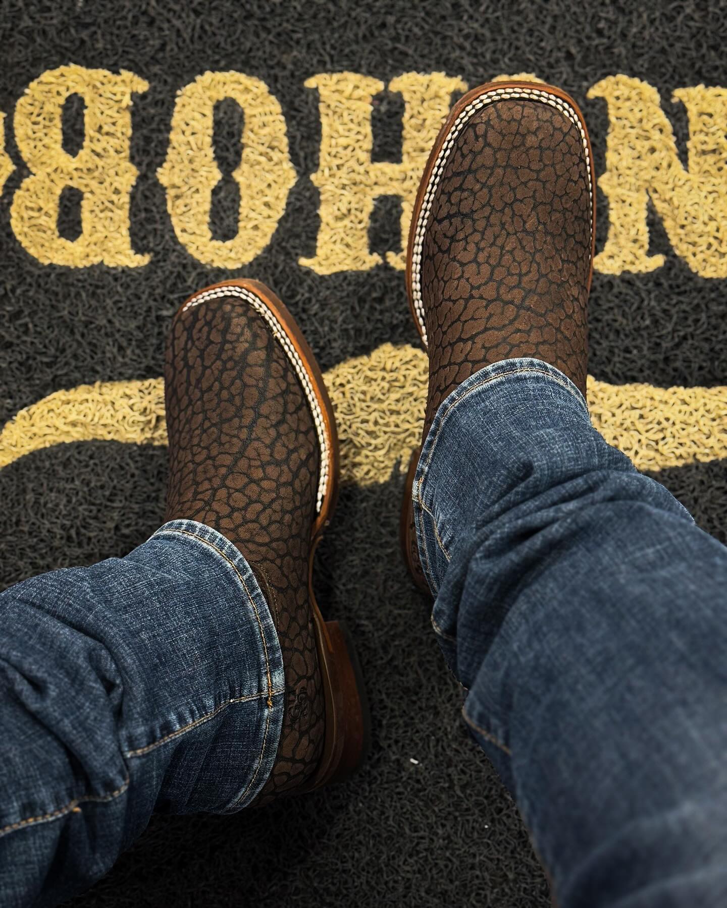 Men's Cowhide Chelsea Boots
