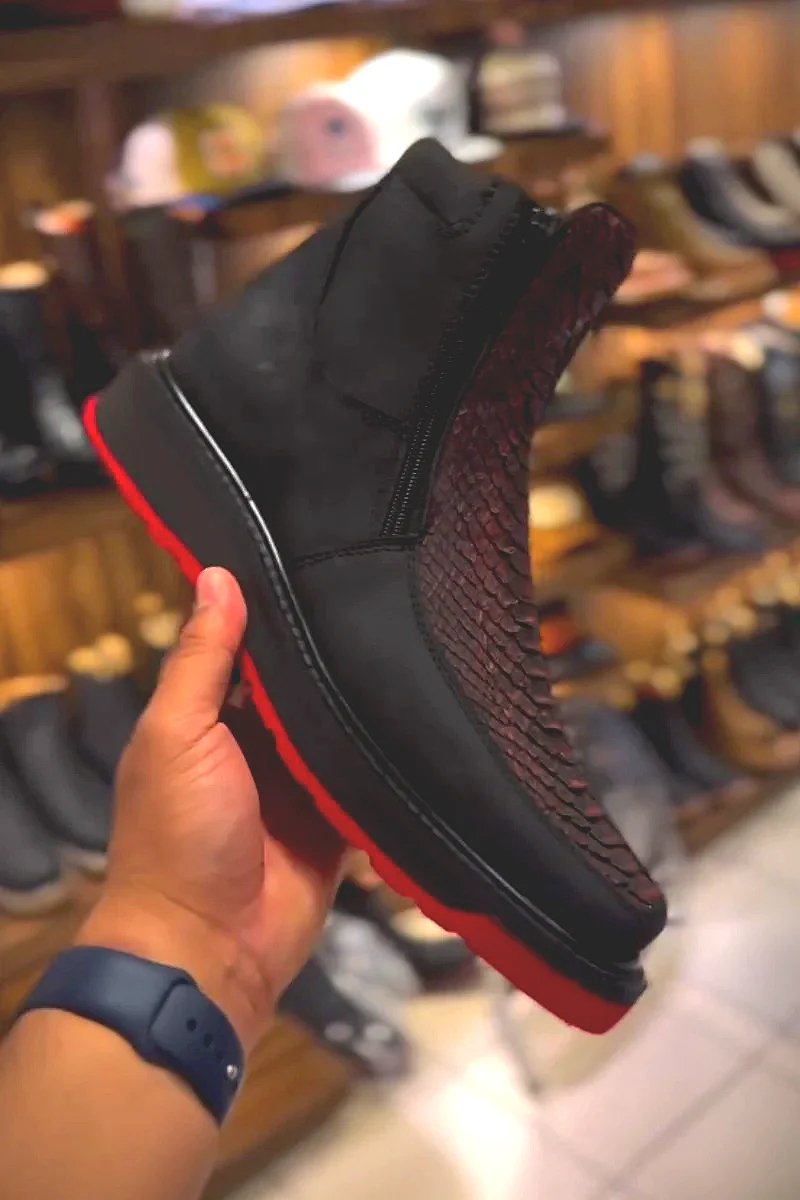 Retro Snake Scale Pattern Leather Boots