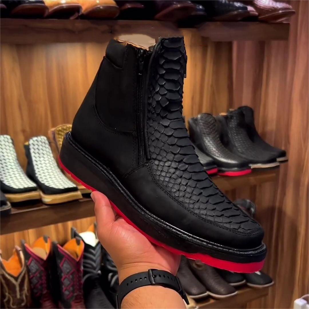 Retro Snake Scale Pattern Leather Boots