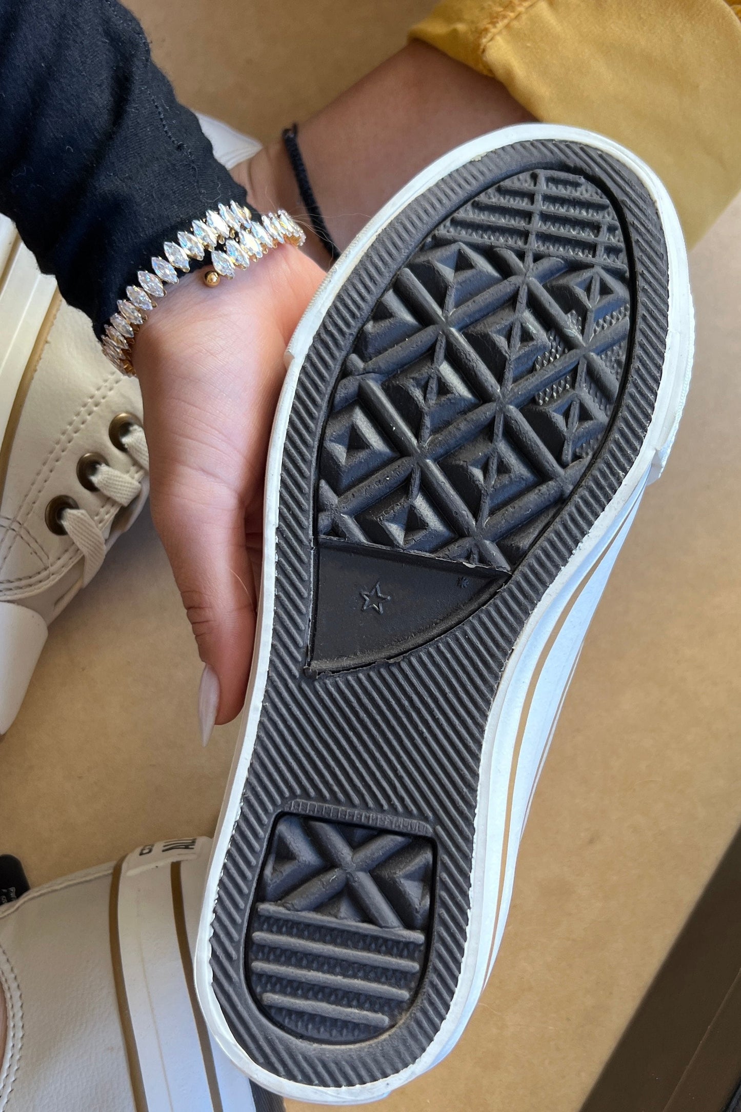 Women's leather orthopedic shoes